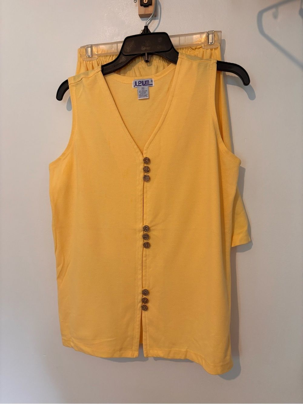 Vintage J Plum 2 Piece Yellow Shorts Set Button Front Top Size M USA